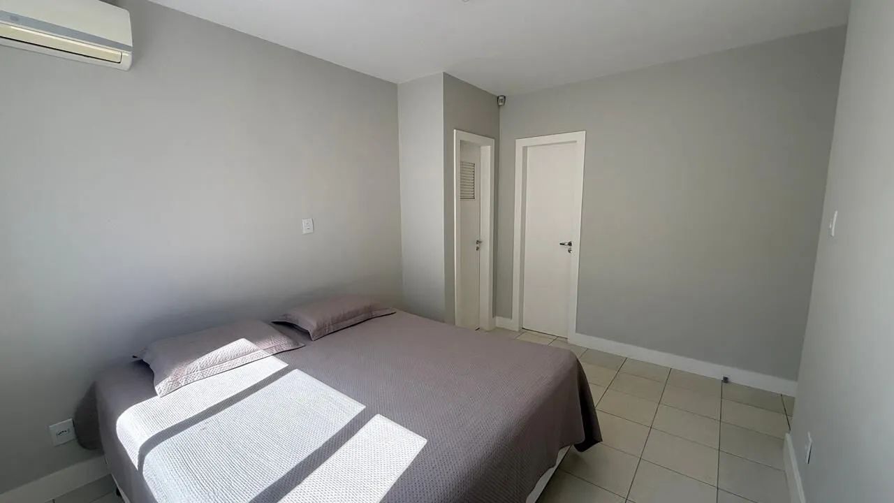 Casa térrea com piscina e edícula no Itacorubi - (Parque São Jorge), 3 quartos. - Foto 3