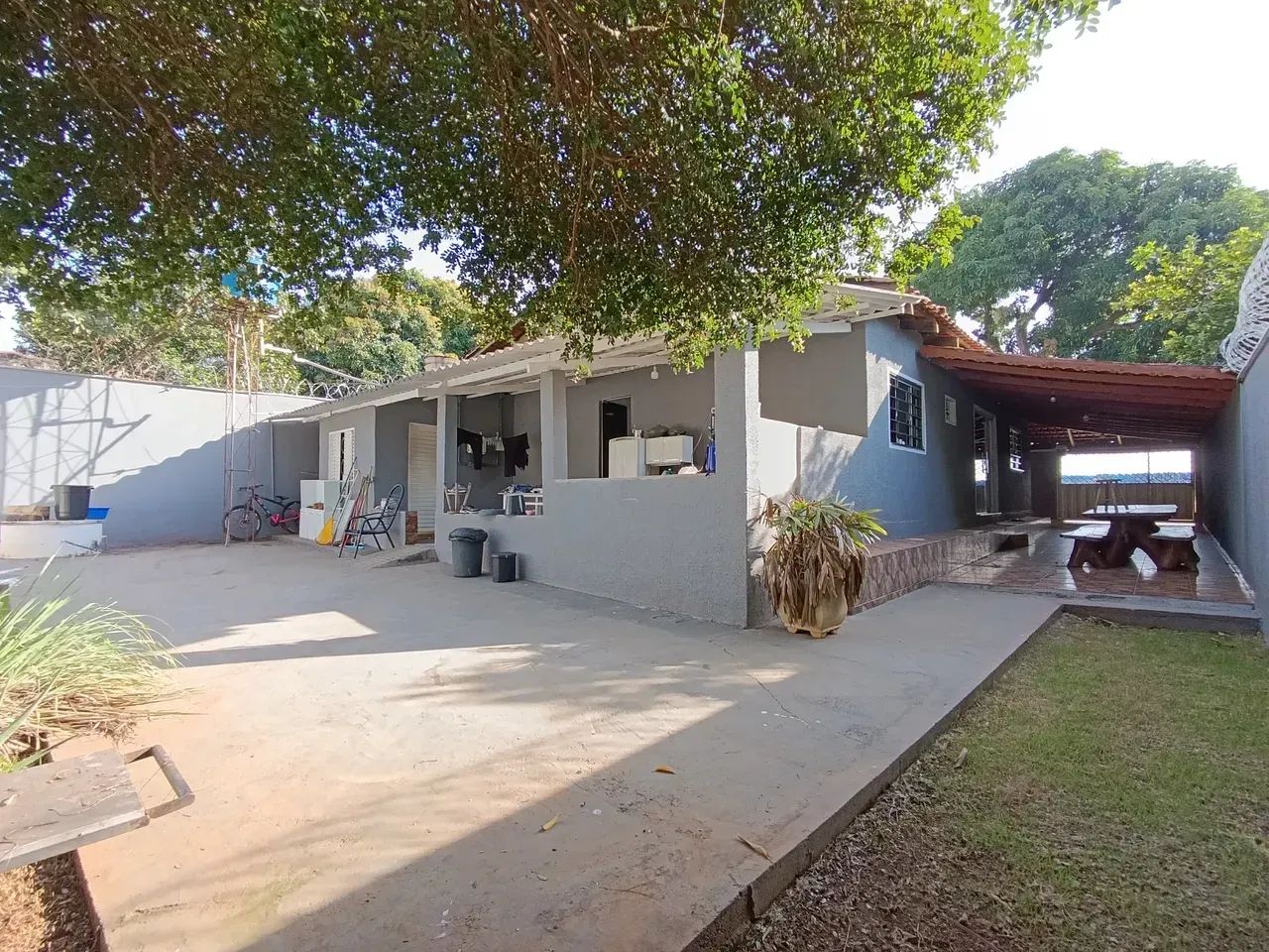 Casa a venda próximo ao parque Atheneu