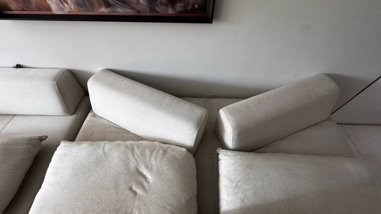 Sofá 3m com chaise 1,70m | Amplo, moderno e excelente estado - Foto 5