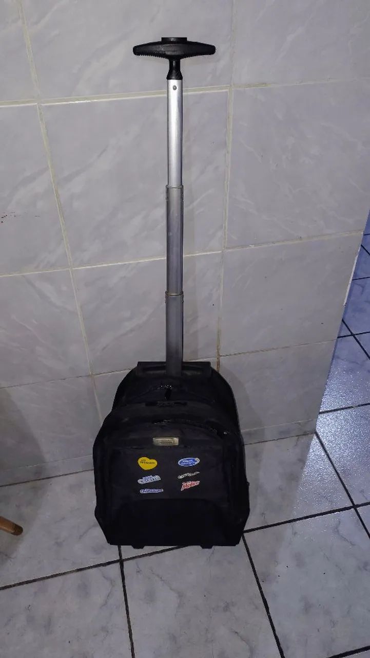 Mala / Bolsa com rodinhas