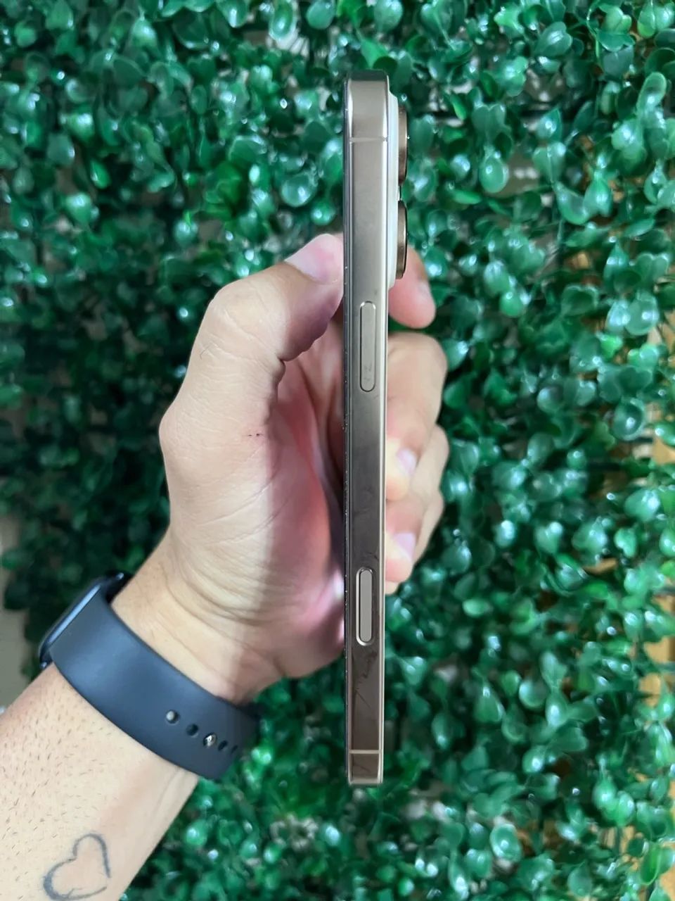 iPhone 16 Pro Max 256GB - Foto 3
