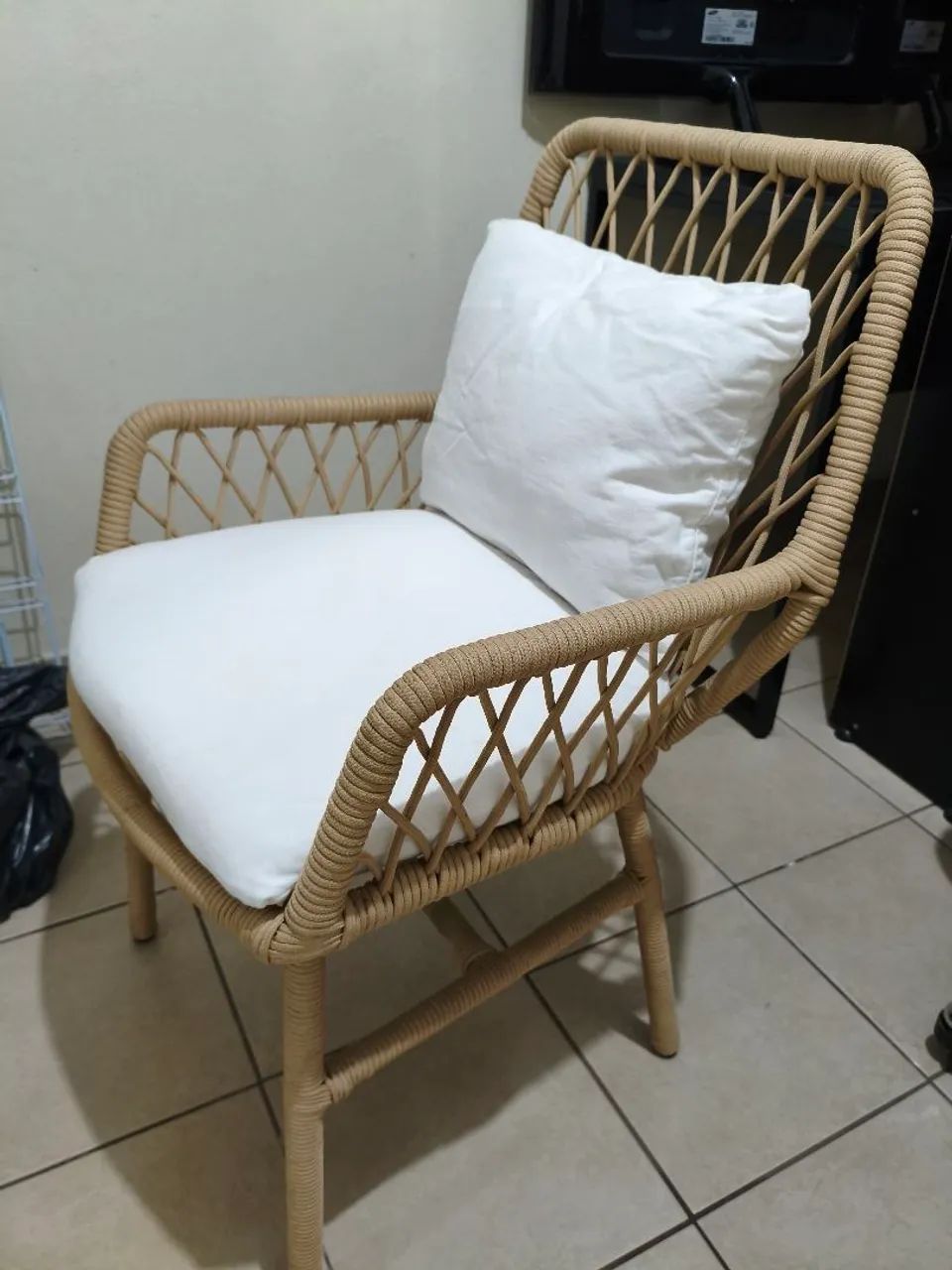 Mesa com 4 Cadeiras.  - Foto 3