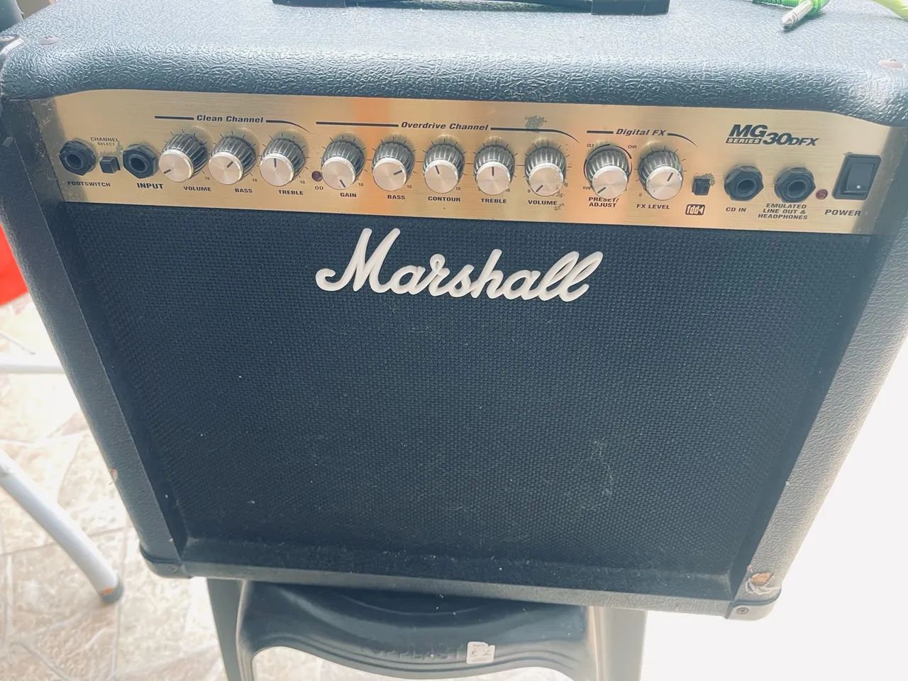 Marshall MG 30 DFX  - Foto 3