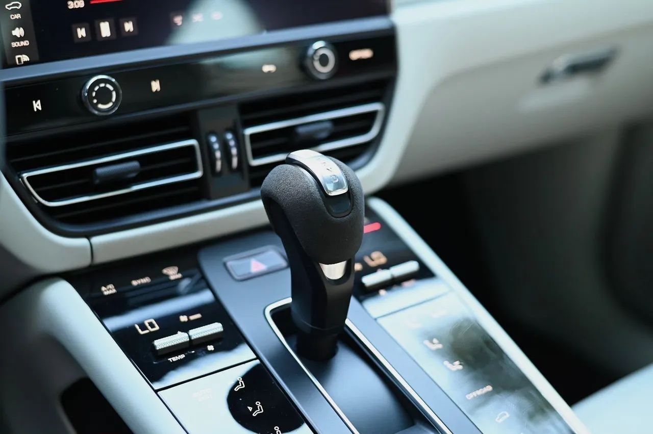 Porsche Macan 2.0 Turbo 237/252cv 2022 - Foto 5