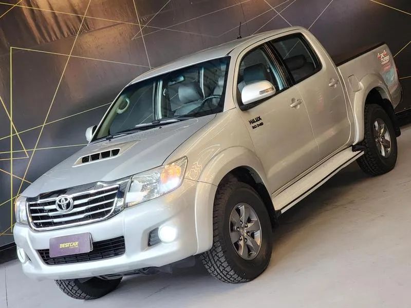 Toyota Hilux CD SRV 4X4 3.0 8V 116cv TB Diesel 2012 - Foto 6