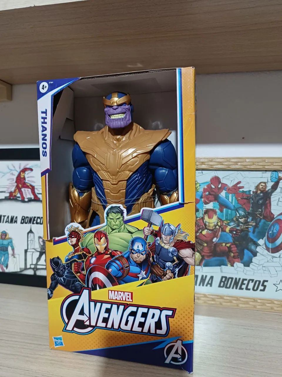 Thanos 30 cm original marca Hasbro 