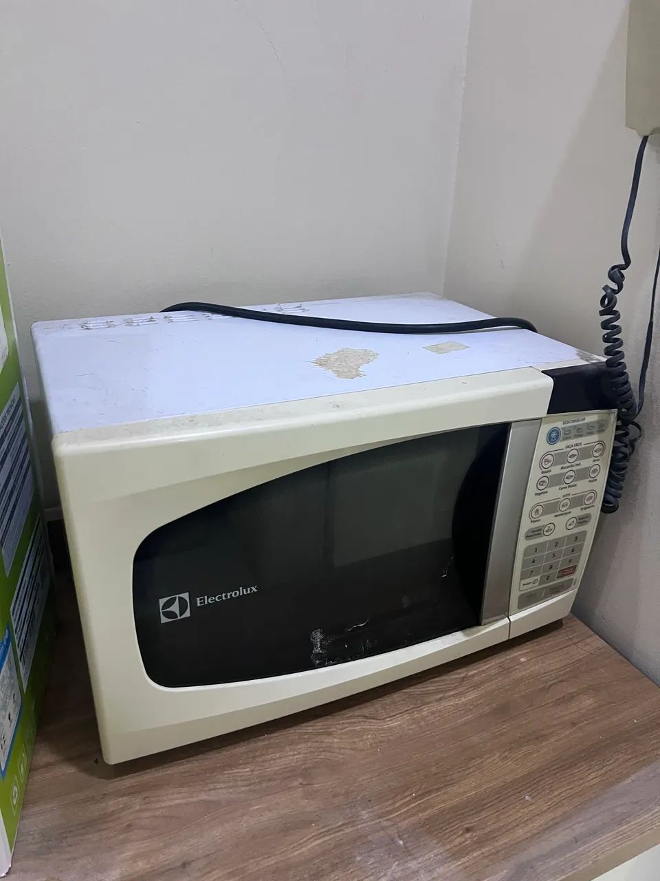 micro-ondas Electrolux MEF30 - Foto 2