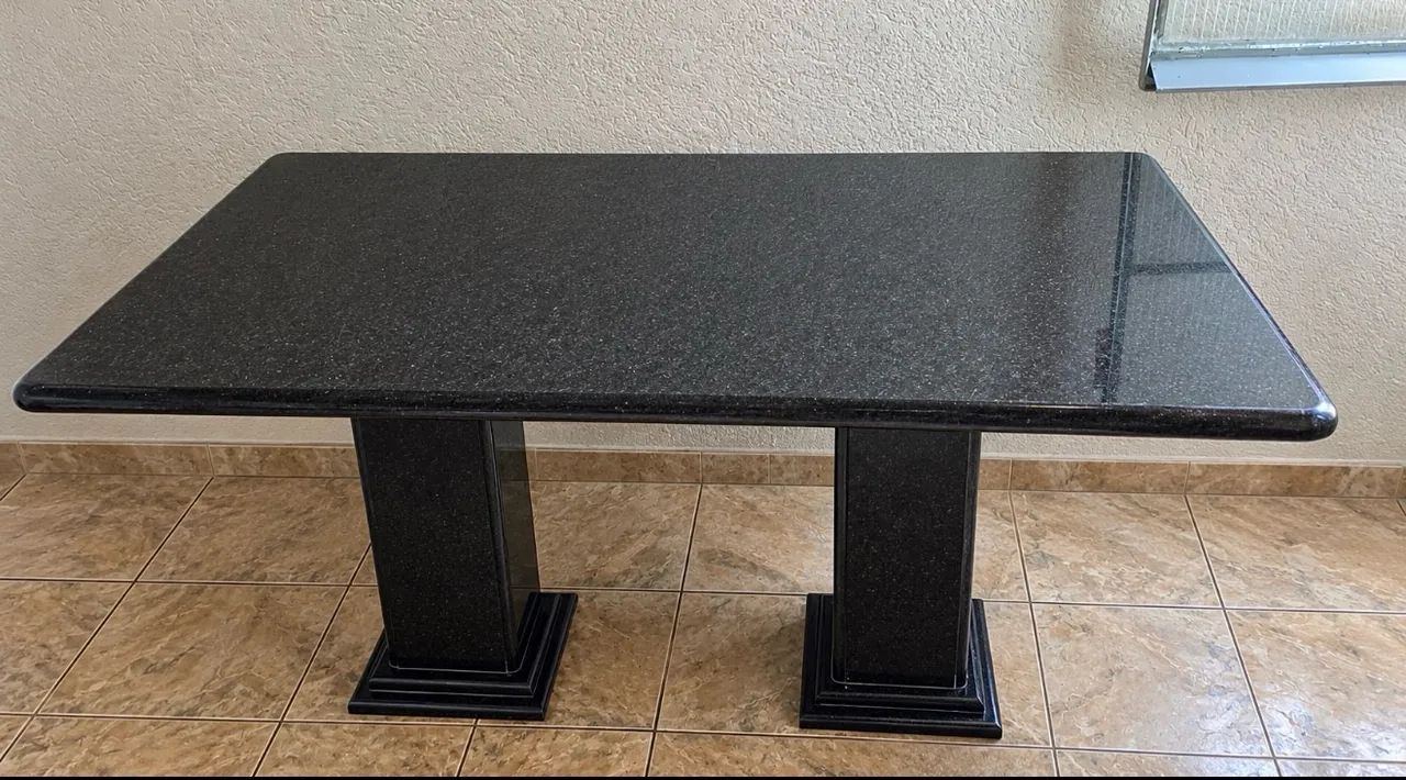 Mesa Granito