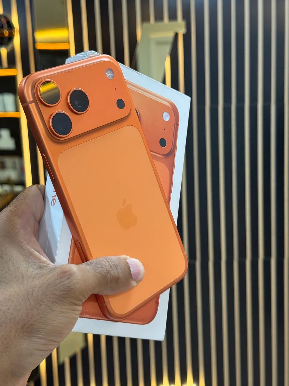 IPHONE 17 PRO MAX - 256GB - NA GARANTIA APPLE 