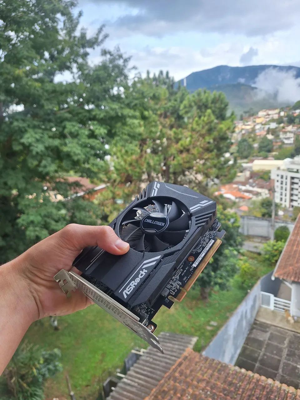 vendo rx 6400 4gb vram