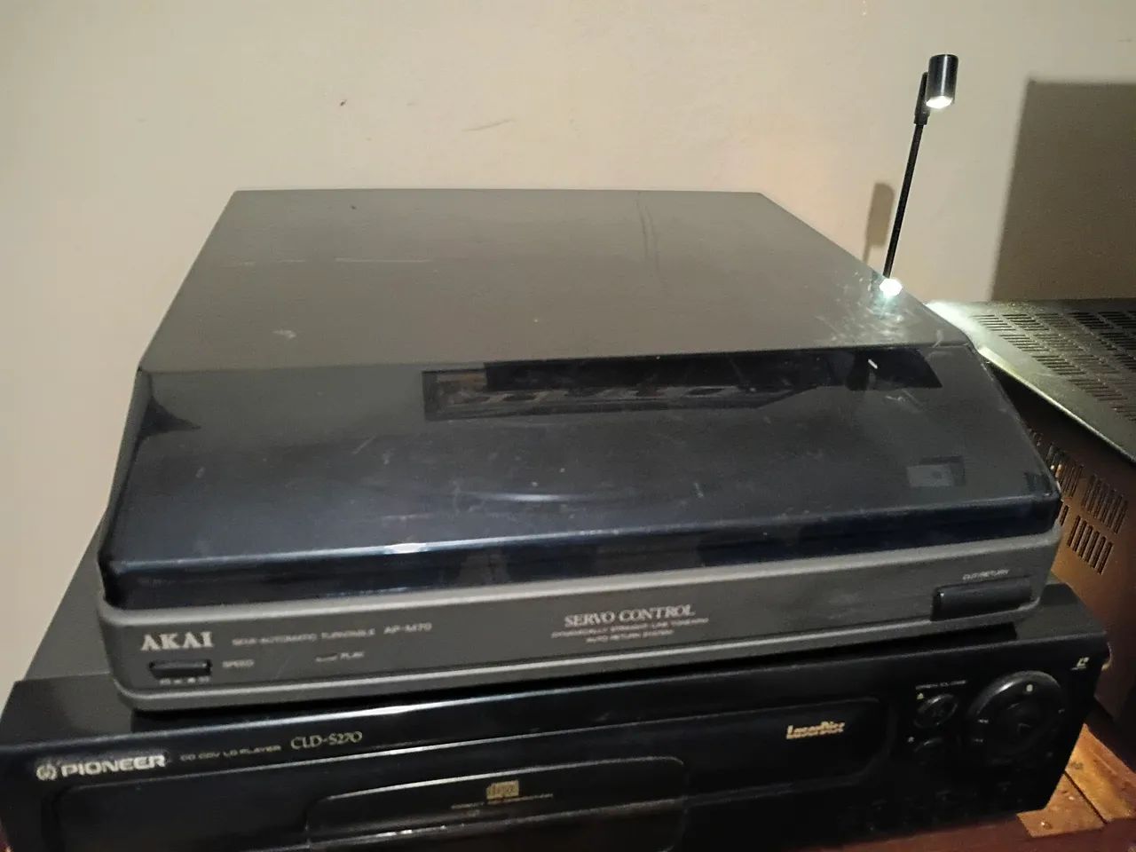 Toca disco akai  ap M70 - Foto 5