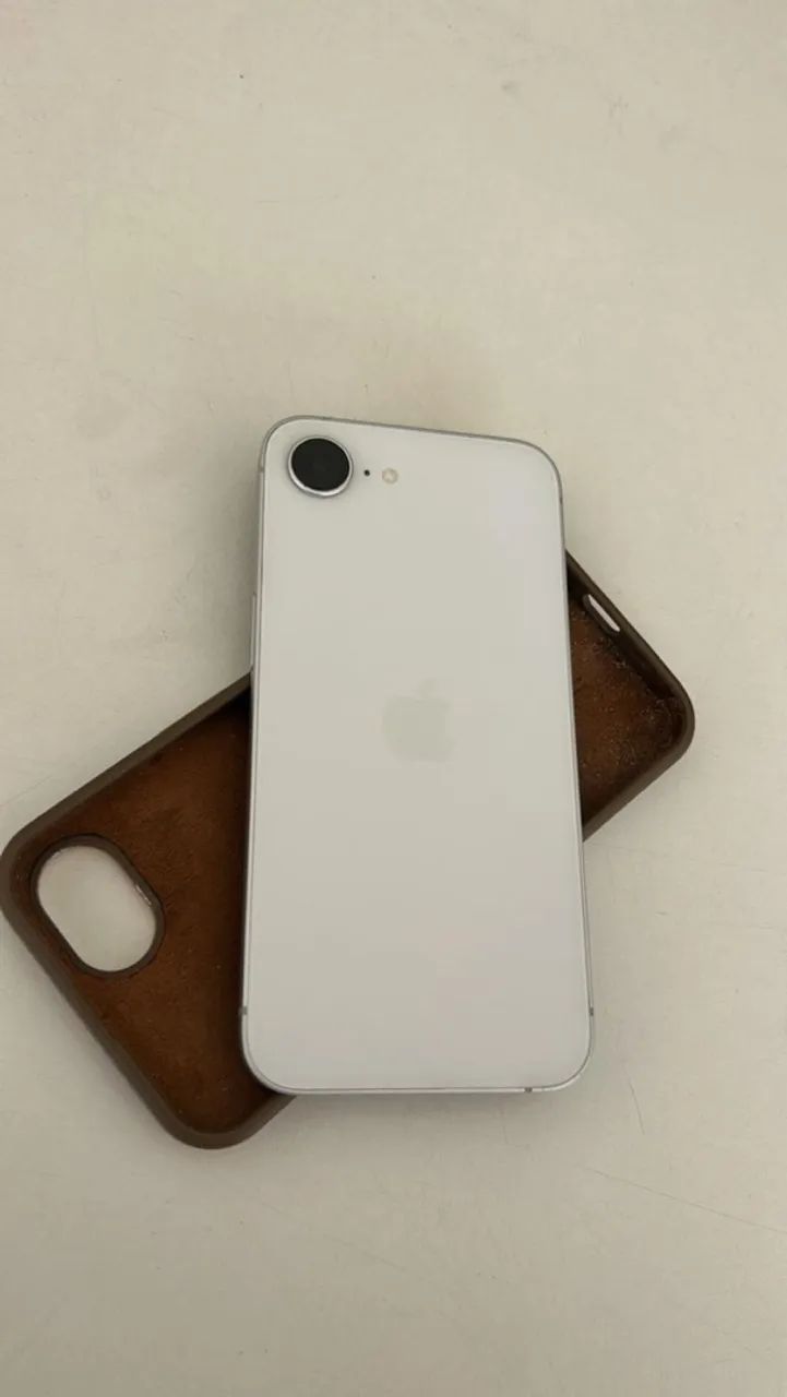 Vendo iPhone 16e 256 Gb todo perfeito  - Foto 2