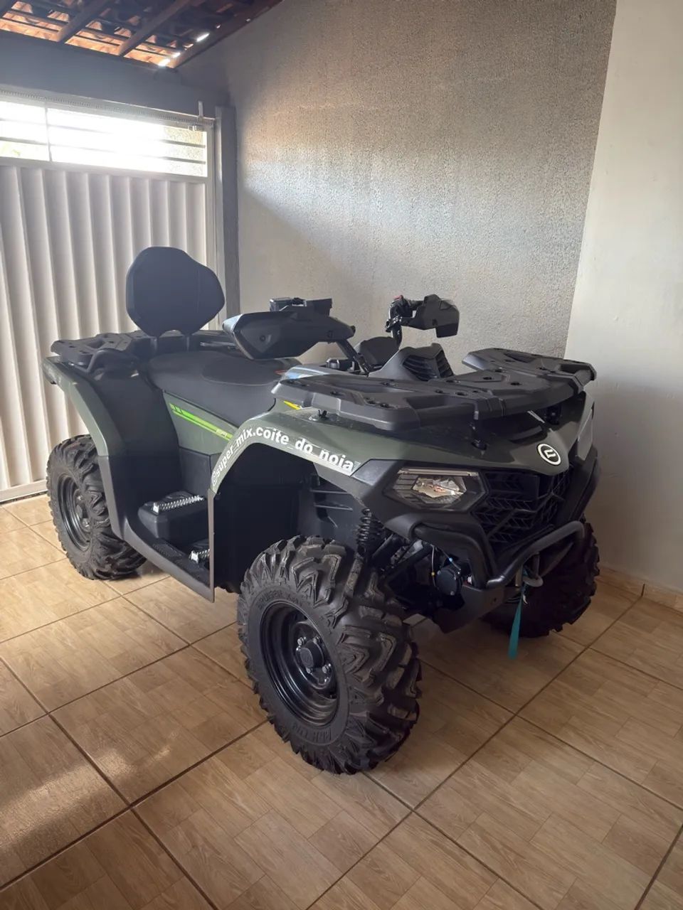 Quadriciclo CF 450L 2025