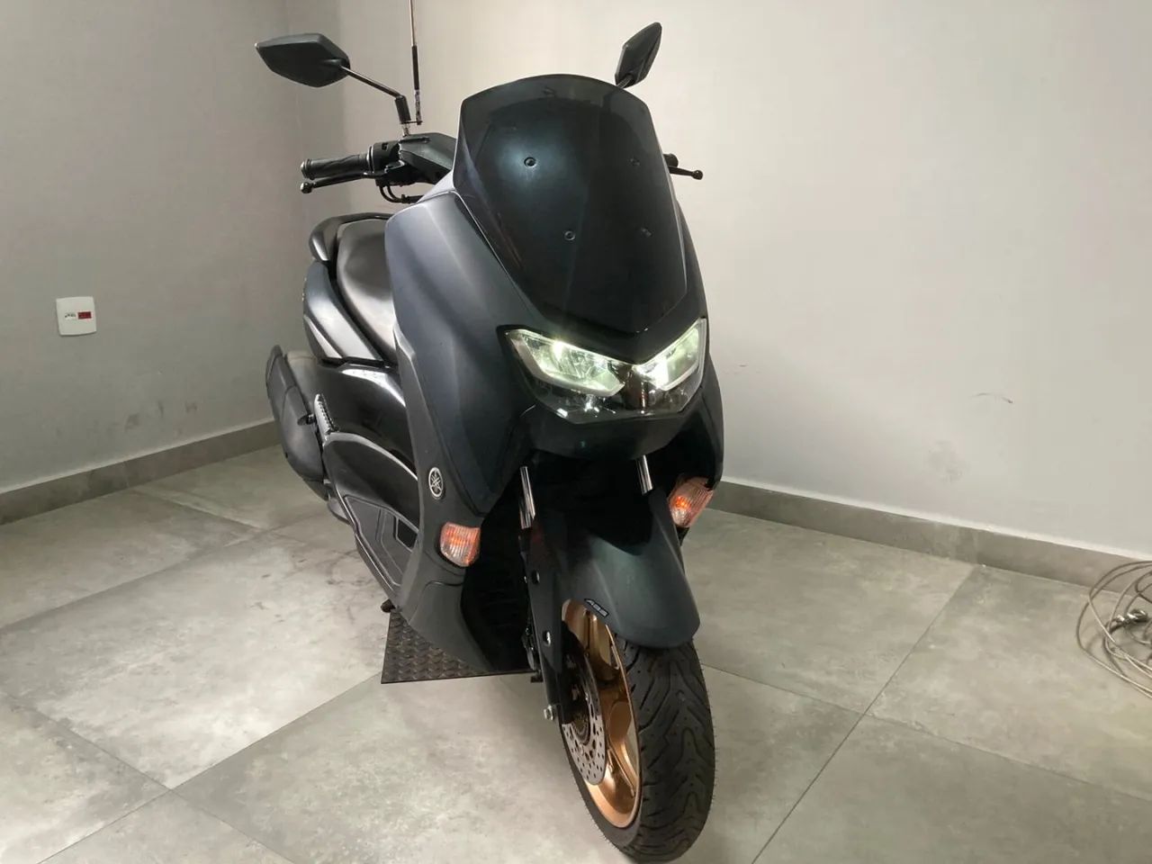 Yamaha Nmax connected 160 abs 2023 - Foto 3
