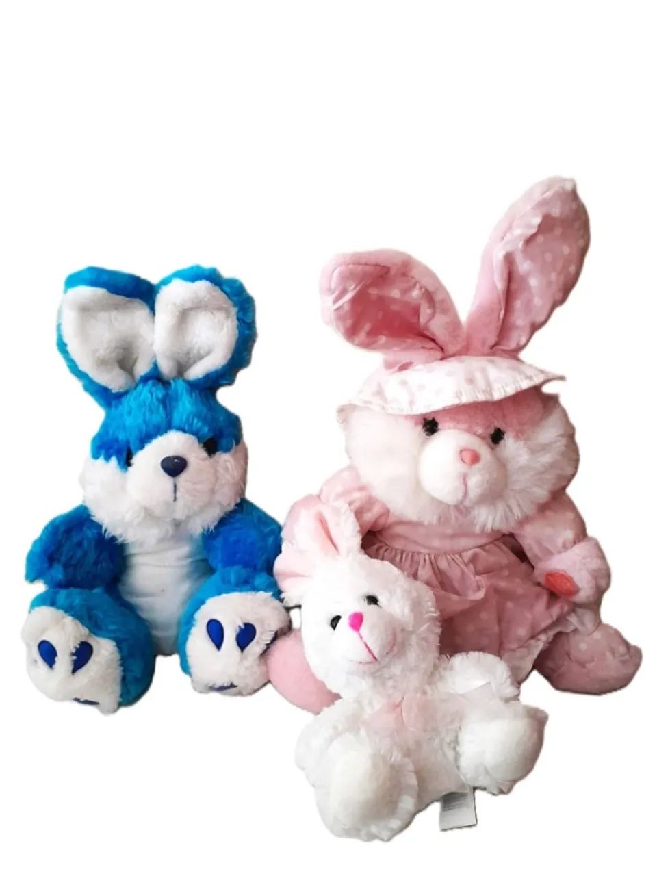 lote com 3 coelhinhos de pelúcia - Foto 5