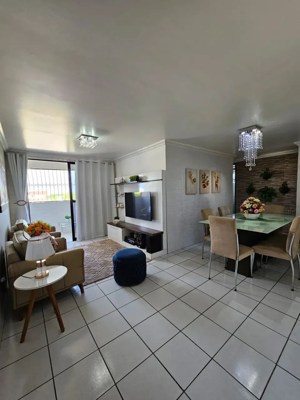 Apartamento com 3 quartos, sendo 1 suíte com piscina na região dos Bancarios!