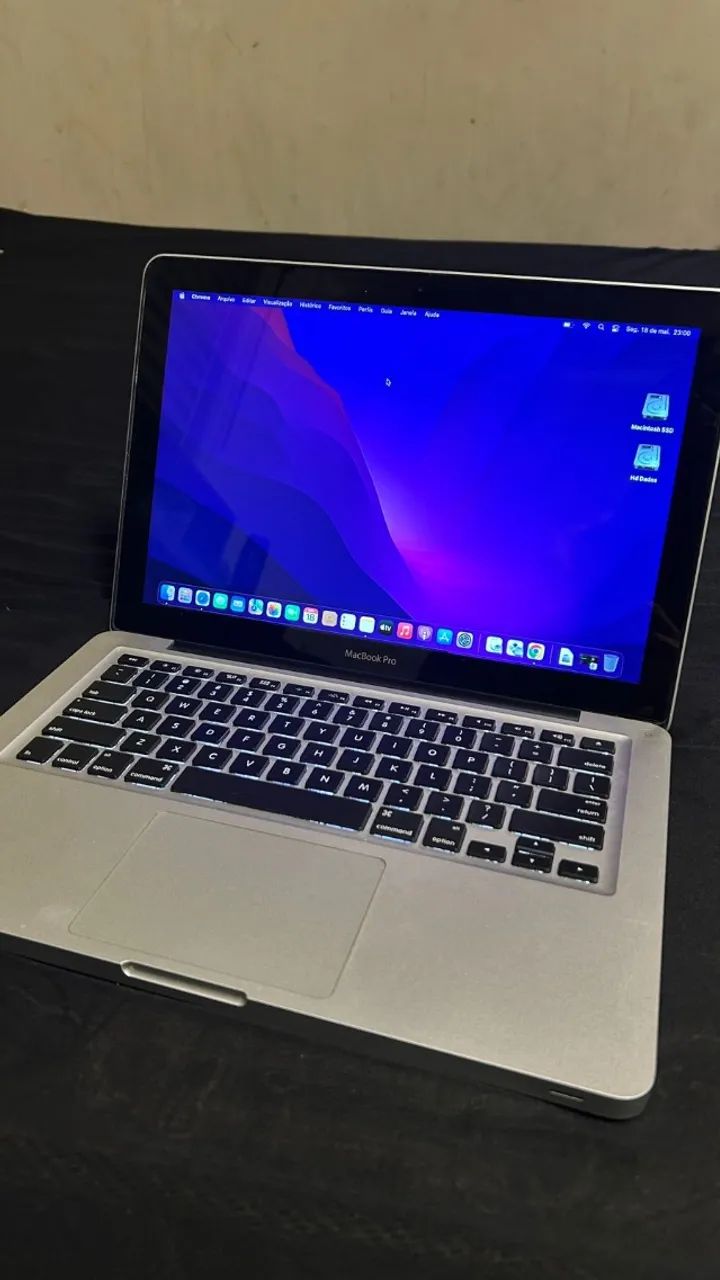 Apple Windows版　MacBook Pro Apple Macbook Pro (16 polegadas, Intel Core i7, 512 GB de SSD