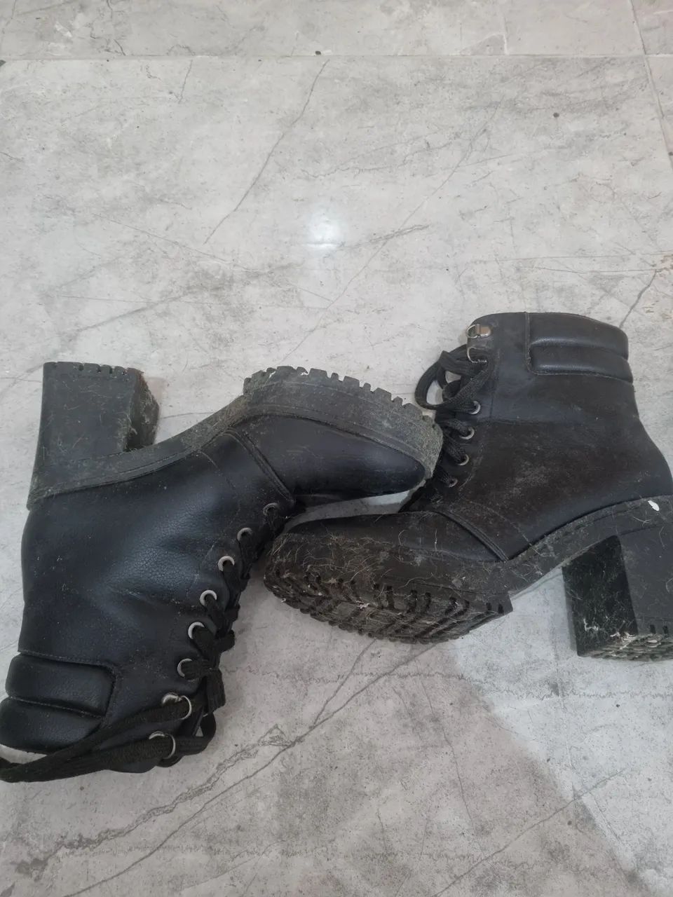 Bota nunca usada 