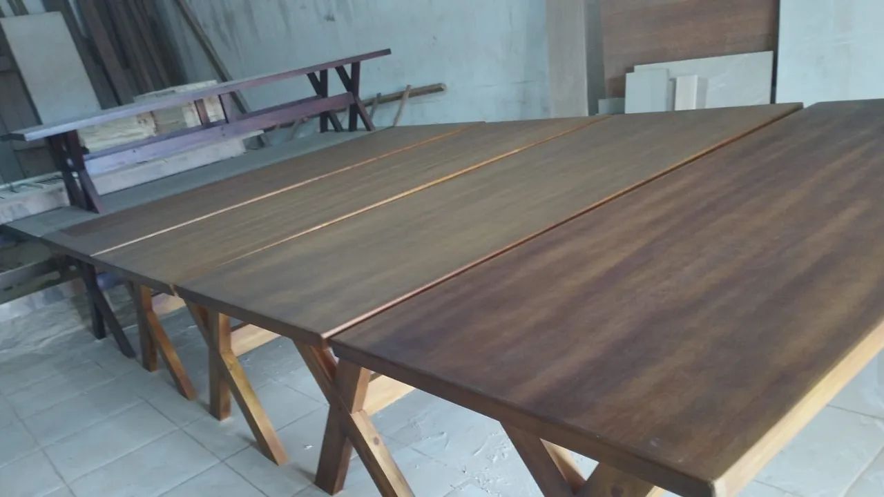 Mesa Naval+2 bancos 