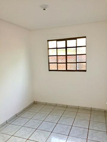 Casa com 2 quartos e quintal no Canaa 1 - Foto 3