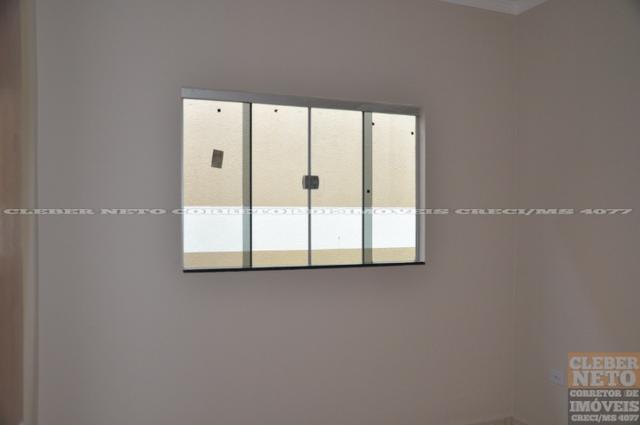 Cômodos Amplos Próximo AV. Raquel de Queiroz! - Foto 9