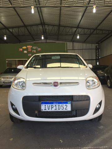 Palio 1.6 essence 2015 18000 km *extraaa* carro muito novo - Foto 11