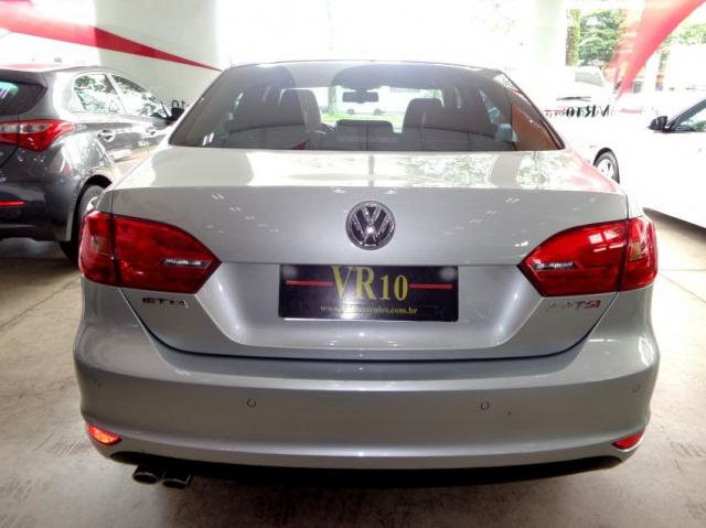 Volkswagen Jetta 2.0 TSI 4P - Foto 2