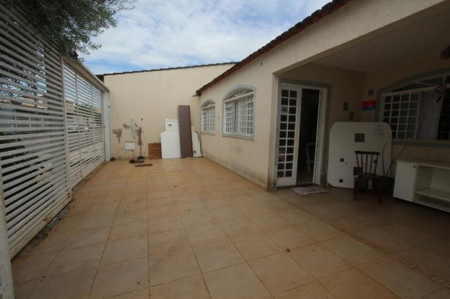 Casa em Taguatinga Norte - 03 Quartos Sendo 02 Suítes - Lote De 200 m² - Foto 2