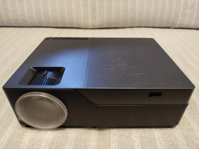 Projetor Full HD, 5.500 Lumens, 3D, 300 Polegadas, modelo AUN M18
