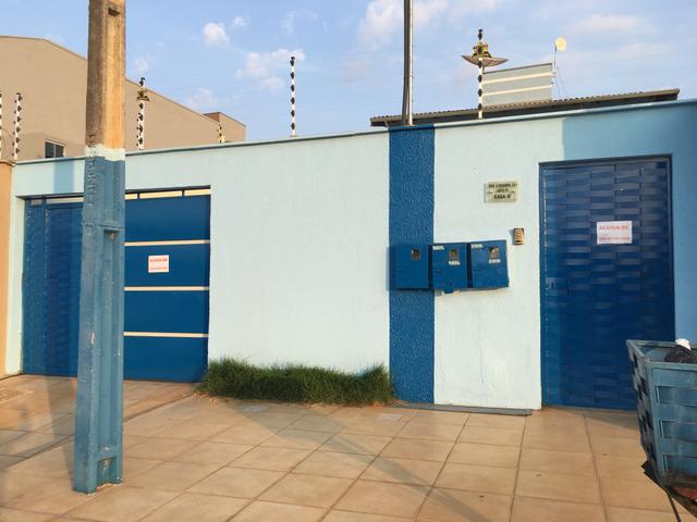 Vende-se imóvel com 2 casas geminadas - Foto 20