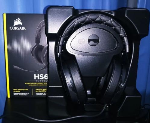 Headset Corsair HS60 7.1 Usb - Preto Com Branco - Foto 4