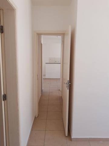 Próx. CST - 2 Quartos, 2 Banheiros, Suíte, Varanda, Vaga Garagem Privativa - Foto 4