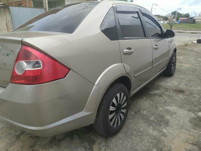 Fiesta Sedan 1.6 - Foto 2