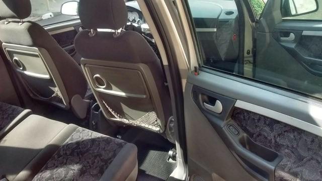 Meriva Premium Flex 2005 8v - Foto 13