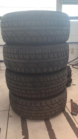 Pneu 225.50 R17