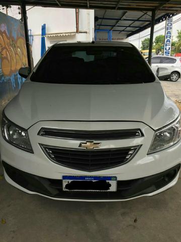 Vendo Ônix LT 1.0 6