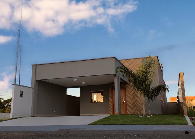 Casa averbada condomínio fechado