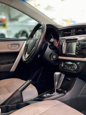 COROLLA 2014/2015 2.0 XEI 16V FLEX 4P AUTOMÁTICO - Foto 13