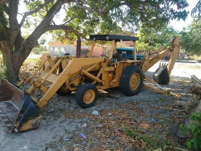 Retroescavadeira mf 86 - Foto 2