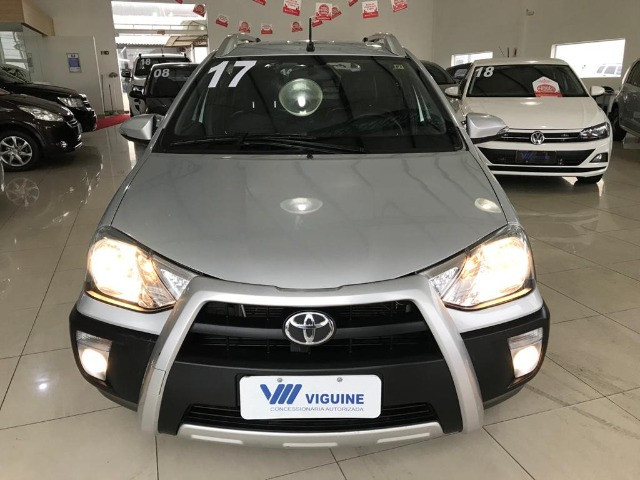 Toyota Etios Cross 1.6 2017 - Foto 12