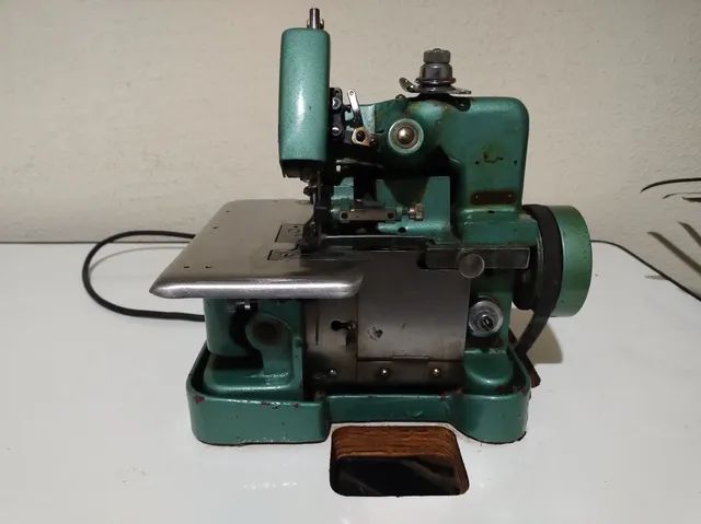 Máquina Overloque