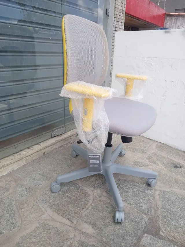 Cadeira giratória escritório flexform  Dot top  - Foto 3