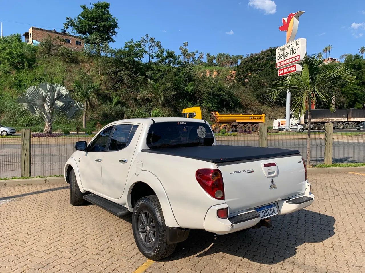 Mitsubishi L200 Triton 3.2 HPE 4x4 2016 - Foto 3