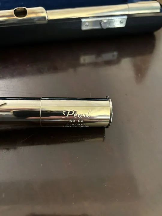 Flauta Transversal Pearl NC 96 niquelada  - Foto 3