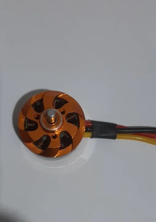Motor Turnigy D2822/14 1450KV - Foto 2