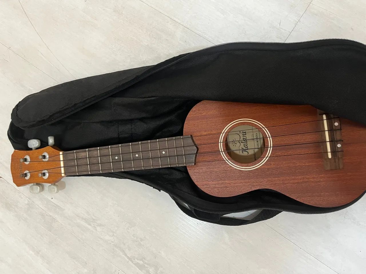 UKULELE KALANI Soprano Acústico  - Foto 2