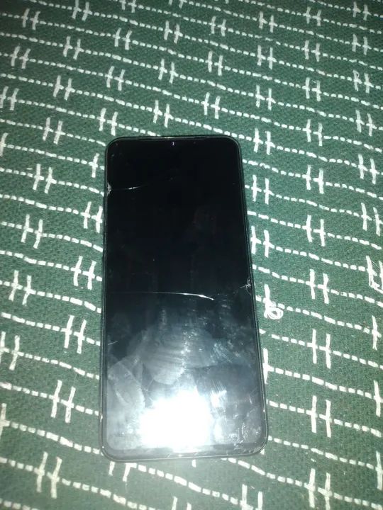 Smartphone LG K41s usado (com todas as peças) 