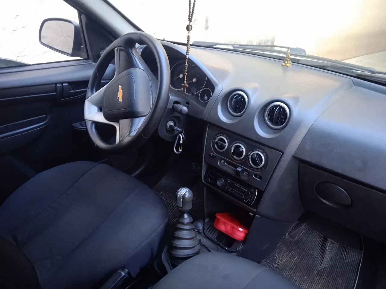 Prisma 2008. Completo 1.4 - Foto 2