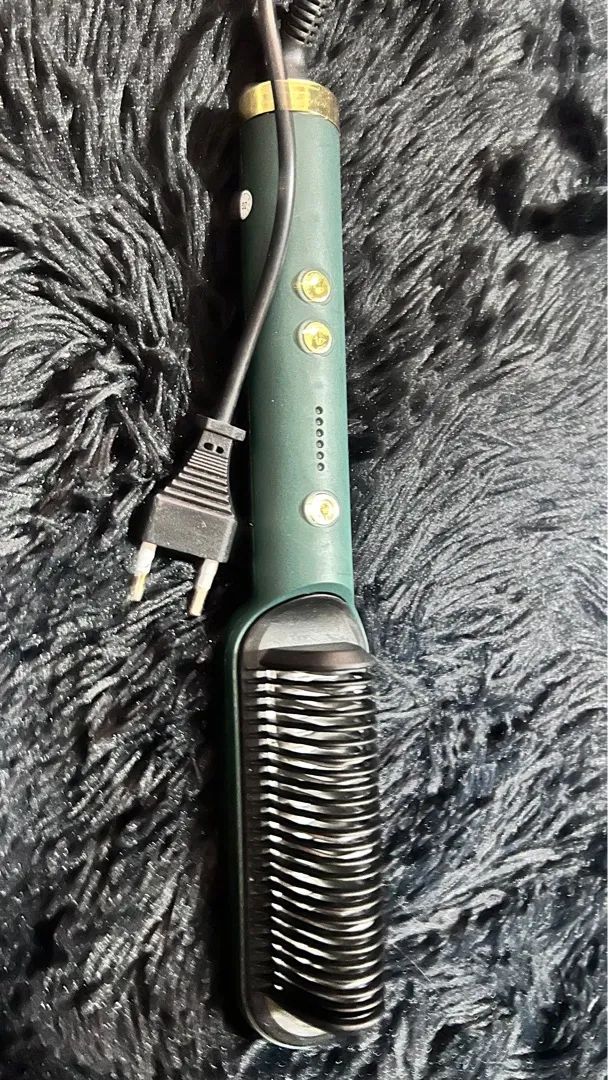 Escovar e modelar o cabelo com estilo! 