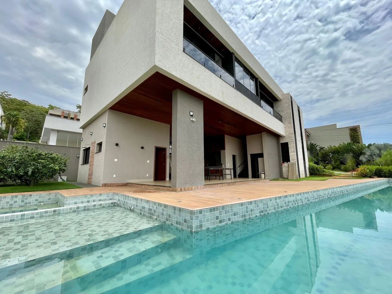 Casa de condomínio sobrado para venda possui 404 metros quadrados com 4 quartos - Foto 3